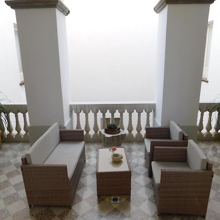 Bed and Breakfast Palazzo Albini Albanella Exterior foto