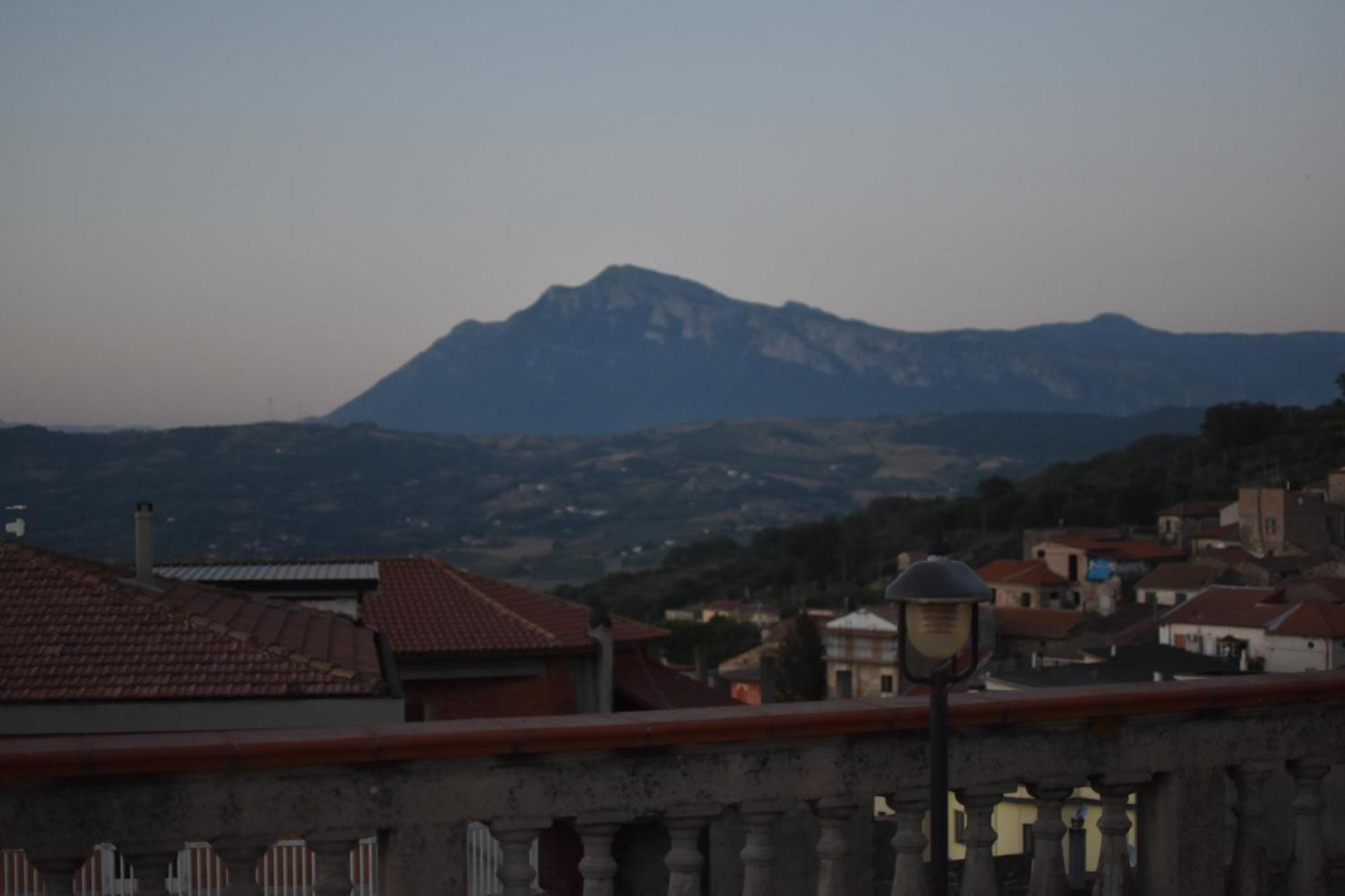 Bed and Breakfast Palazzo Albini Albanella Exterior foto